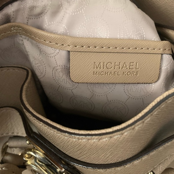 Michelle Kors Hamilton Bag - Picture 6 of 6